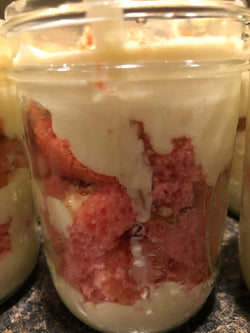 Strawberry banana pudding CAKE jar