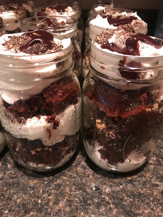 Chocolate eclair cake jar